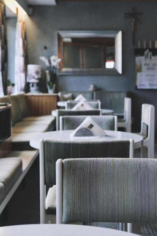 Cafe Rudi Living Bed & Breakfast Parcines Dış mekan fotoğraf